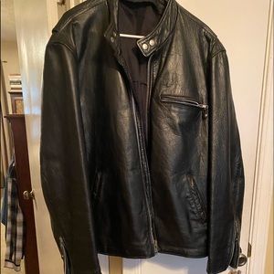 Beautiful like new genuine leather jacket